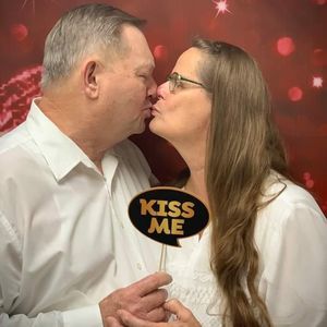 Meet your Posher, Kenneth